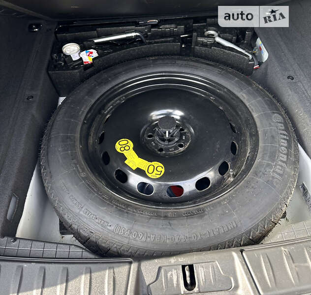 Позашляховик / Кросовер Jaguar F-Pace 2016 в Києві фото 13 Позашляховик / Кросовер Jaguar F-Pace 2016 в Києві