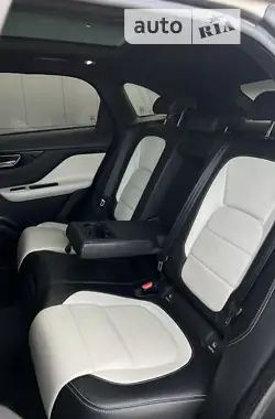 Jaguar F-Pace 2018