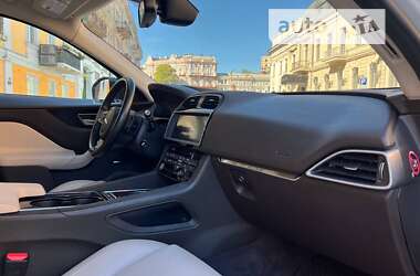 Позашляховик / Кросовер Jaguar F-Pace 2017 в Одесі