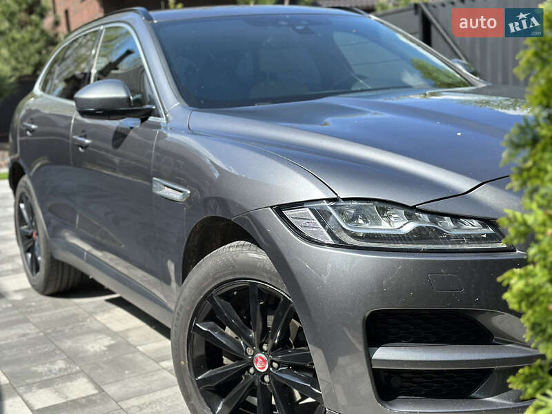 Внедорожник / Кроссовер Jaguar F-Pace 2016 в Киеве