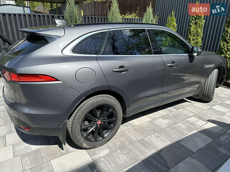 Внедорожник / Кроссовер Jaguar F-Pace 2016 в Киеве
