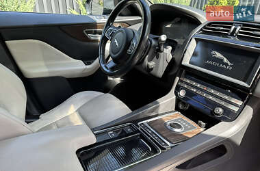 Внедорожник / Кроссовер Jaguar F-Pace 2016 в Киеве фото 8 Внедорожник / Кроссовер Jaguar F-Pace 2016 в Киеве
