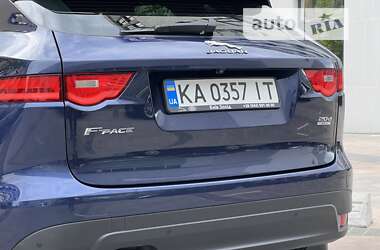 Внедорожник / Кроссовер Jaguar F-Pace 2017 в Киеве