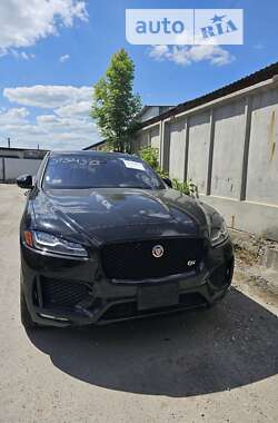 Внедорожник / Кроссовер Jaguar F-Pace 2017 в Тернополе