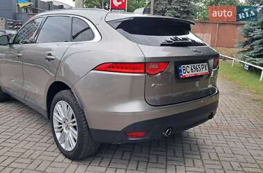Позашляховик / Кросовер Jaguar F-Pace 2018 в 