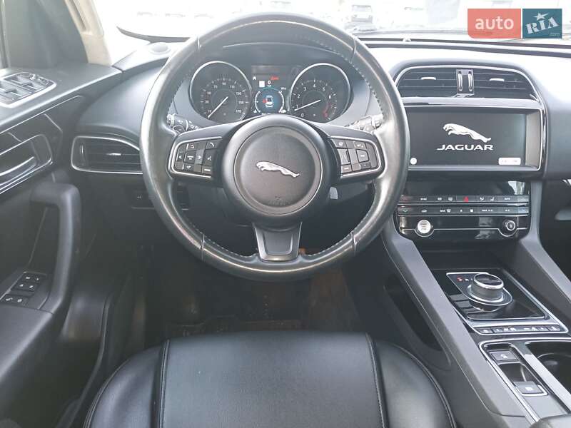 Внедорожник / Кроссовер Jaguar F-Pace 2020 в Киеве