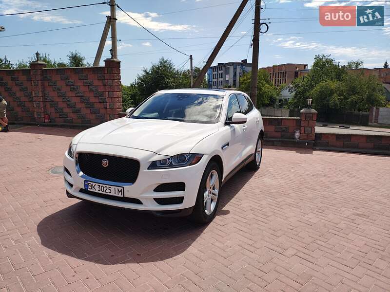 Позашляховик / Кросовер Jaguar F-Pace 2019 в Рівному