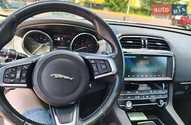 Позашляховик / Кросовер Jaguar F-Pace 2019 в 