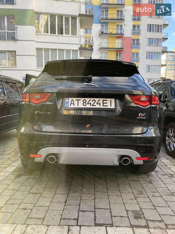 Внедорожник / Кроссовер Jaguar F-Pace 2017 в Ивано-Франковске