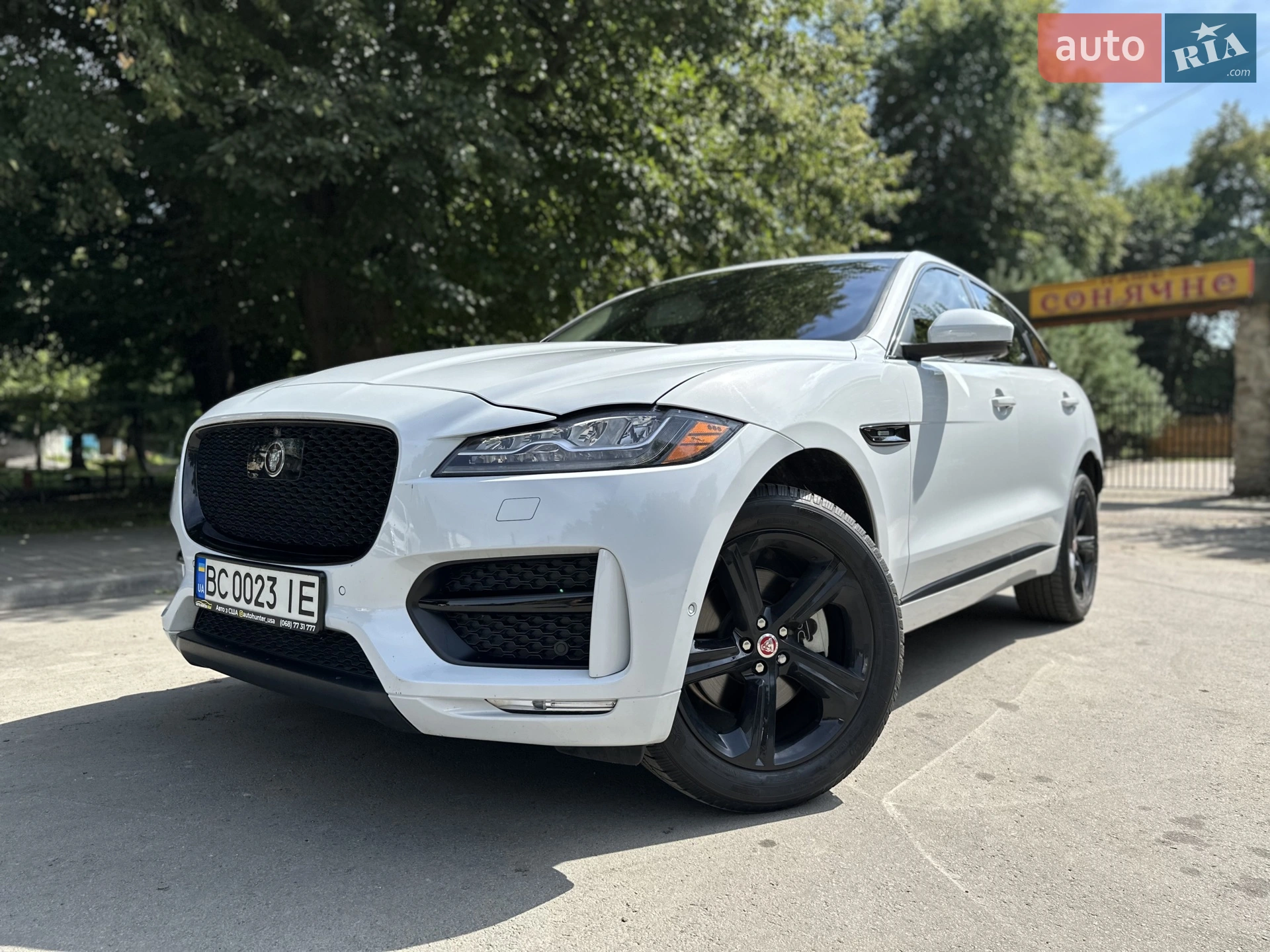 2016 Jaguar F-Pace - мініатюра 4