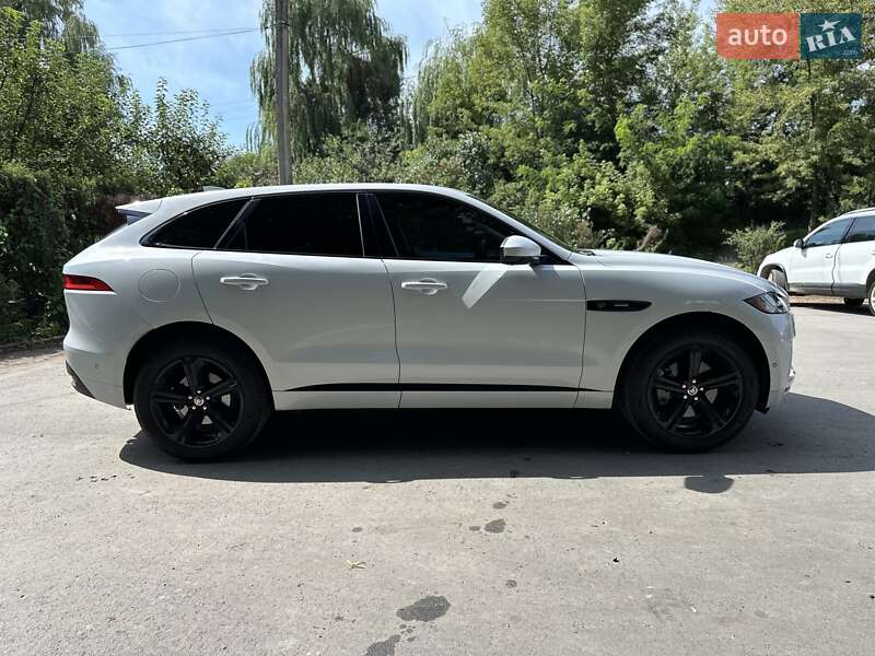 Позашляховик / Кросовер Jaguar F-Pace 2016 в Львові