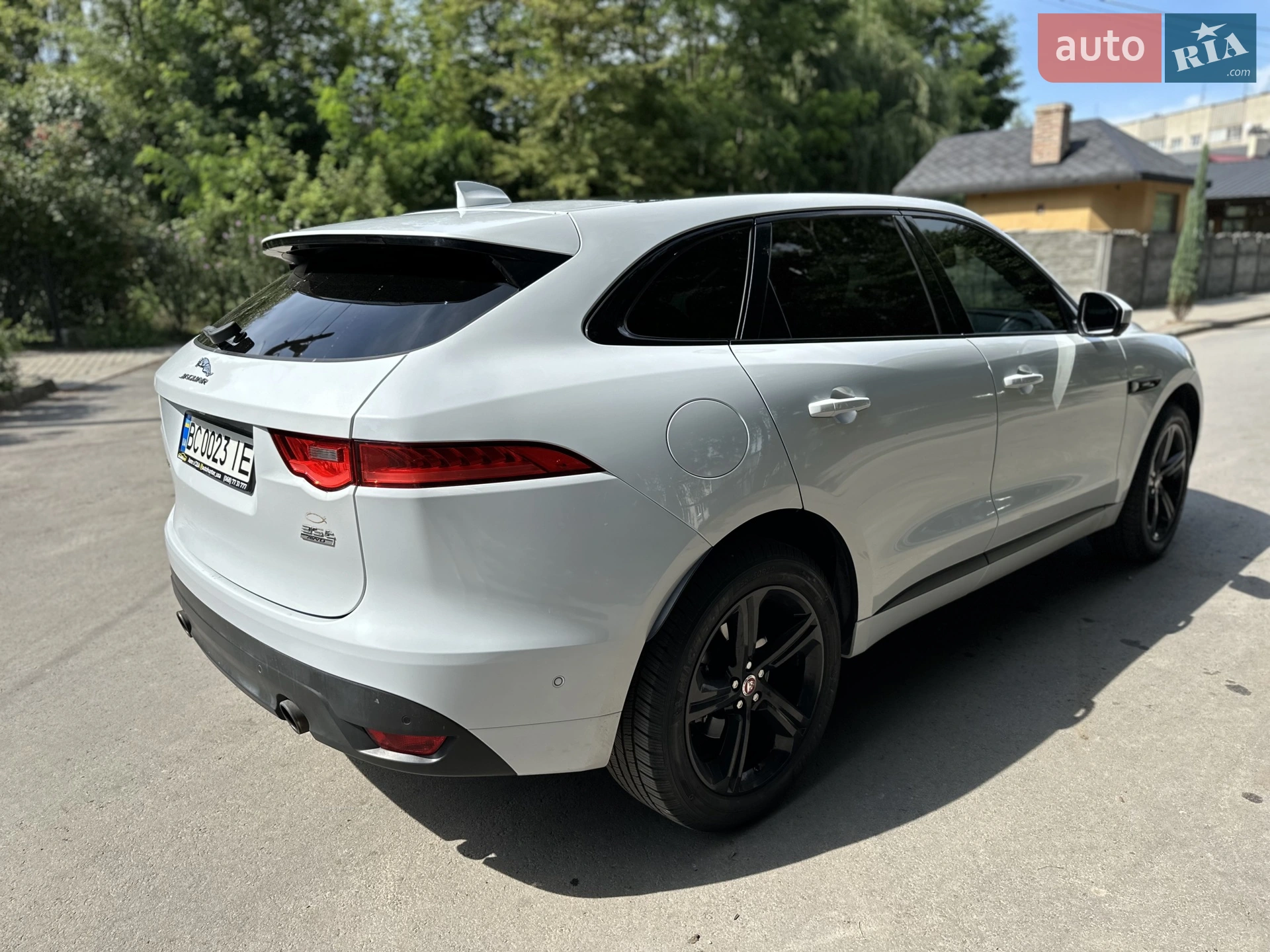 2016 Jaguar F-Pace - мініатюра 17