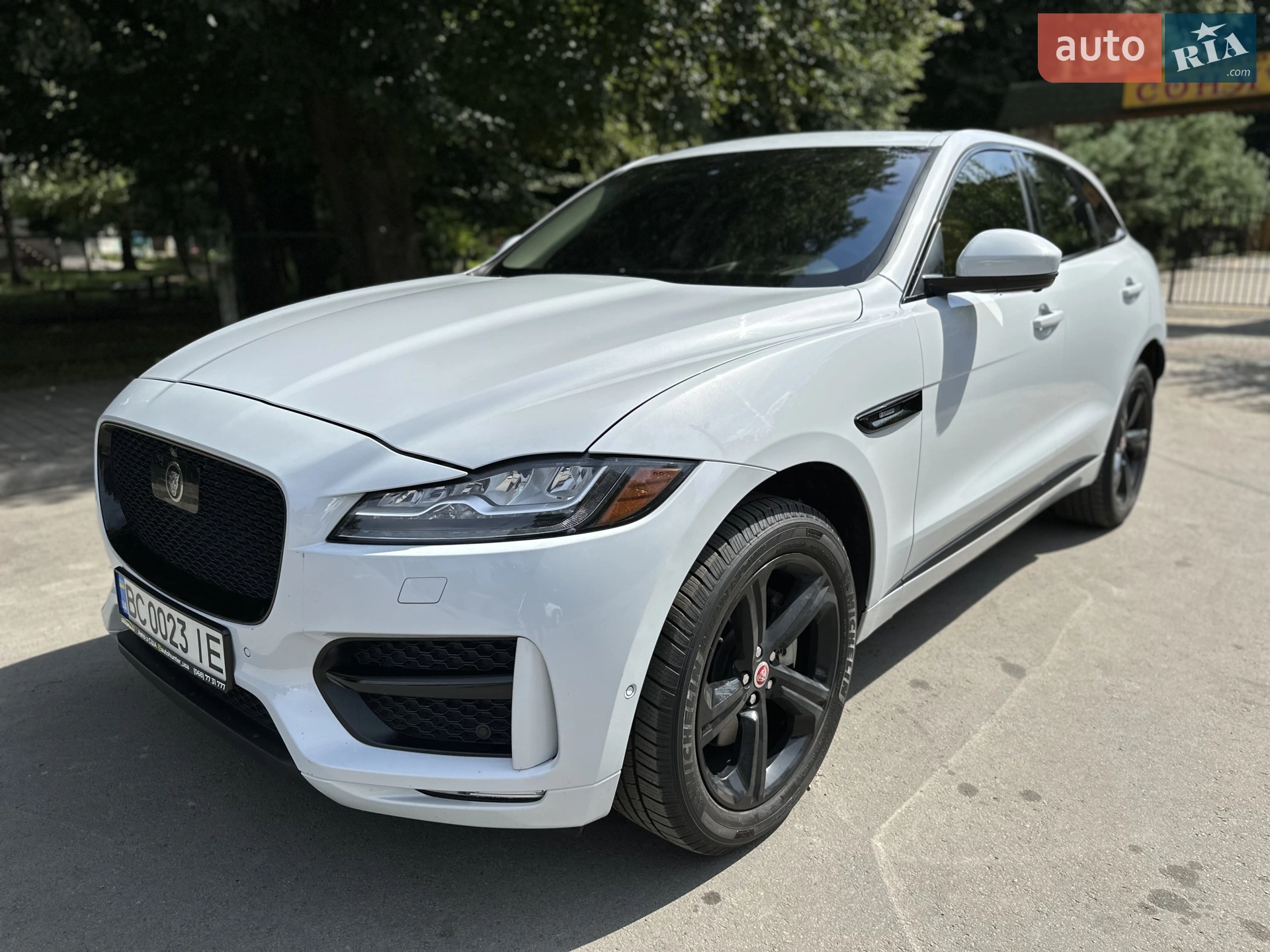 2016 Jaguar F-Pace - мініатюра 39