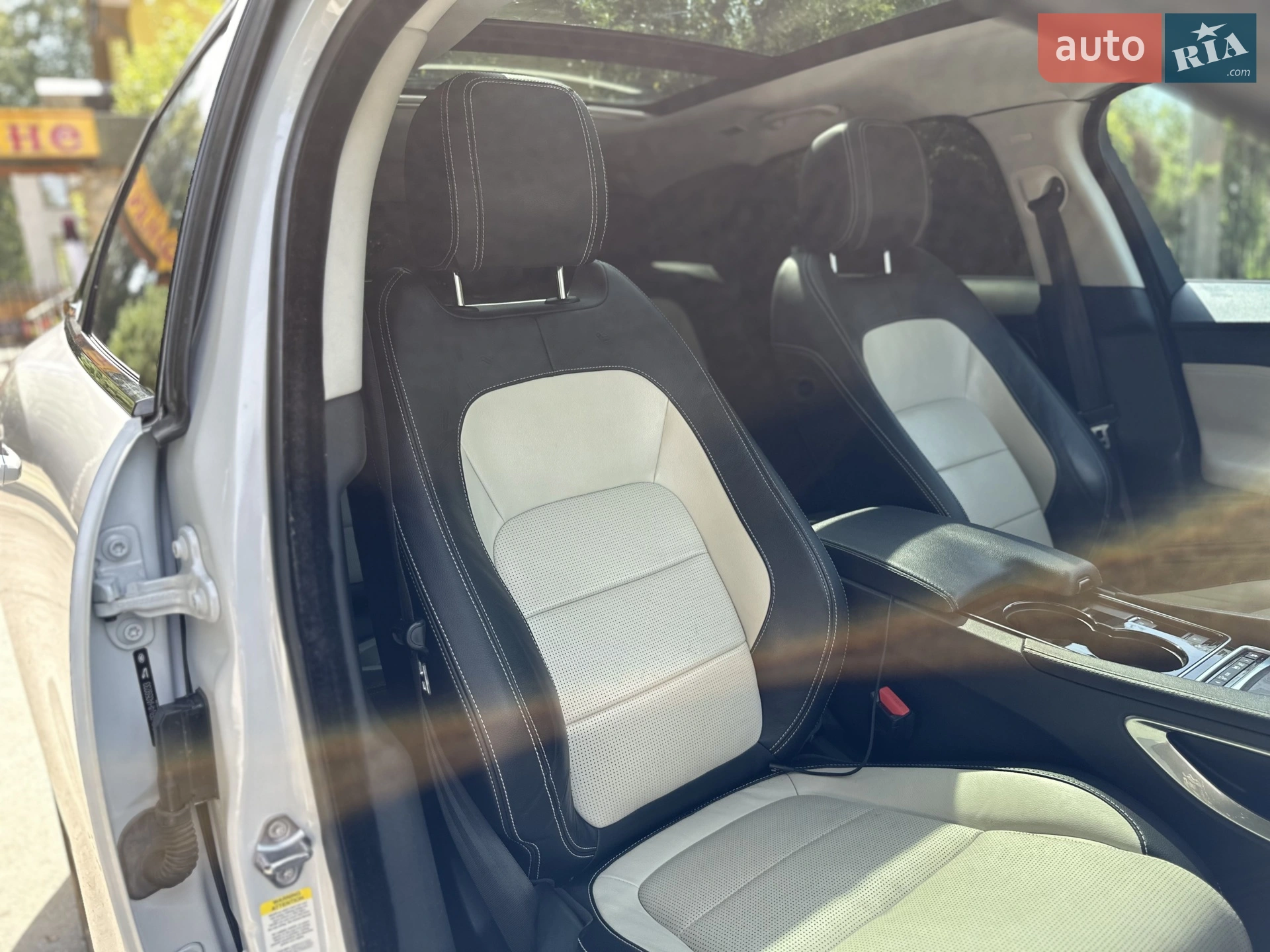2016 Jaguar F-Pace - мініатюра 50