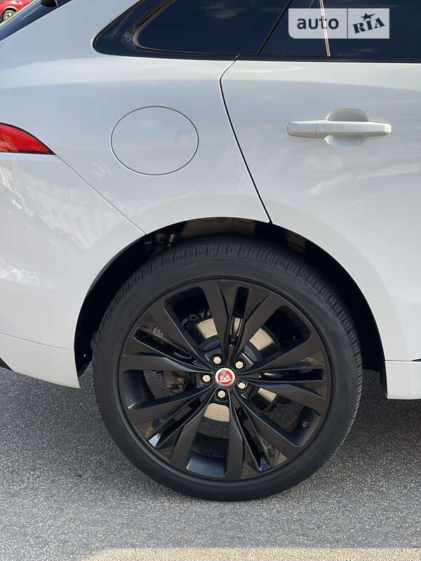 Позашляховик / Кросовер Jaguar F-Pace 2018 в Харкові