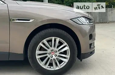 Jaguar F-Pace 2016