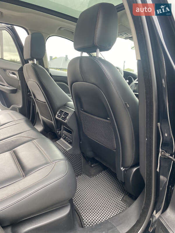 Позашляховик / Кросовер Jaguar F-Pace 2019 в Києві
