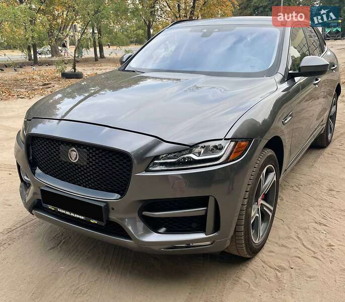 Jaguar F-Pace 2019