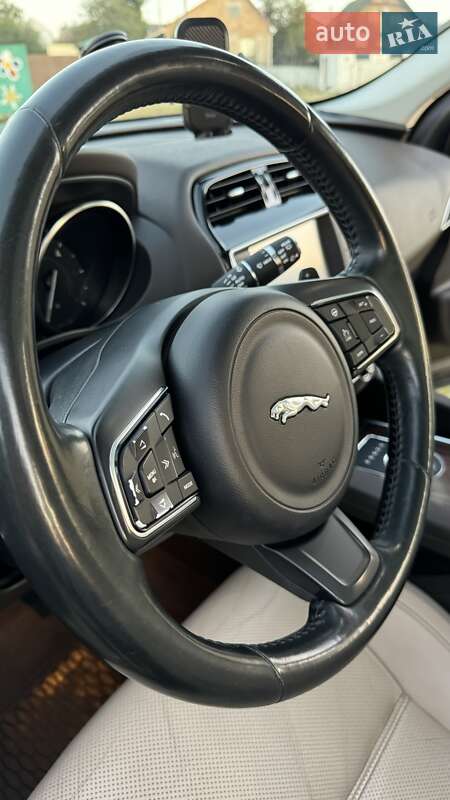 Позашляховик / Кросовер Jaguar F-Pace 2016 в Фастові фото 53 Позашляховик / Кросовер Jaguar F-Pace 2016 в Фастові