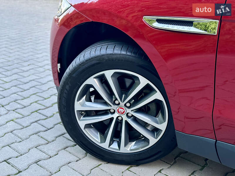 Позашляховик / Кросовер Jaguar F-Pace 2016 в Львові