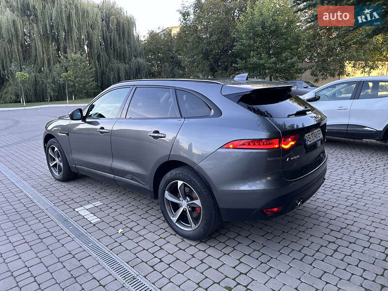 Позашляховик / Кросовер Jaguar F-Pace 2016 в Вінниці