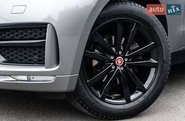Позашляховик / Кросовер Jaguar F-Pace 2019 в 