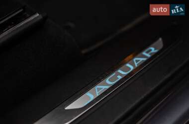 Позашляховик / Кросовер Jaguar F-Pace 2019 в 