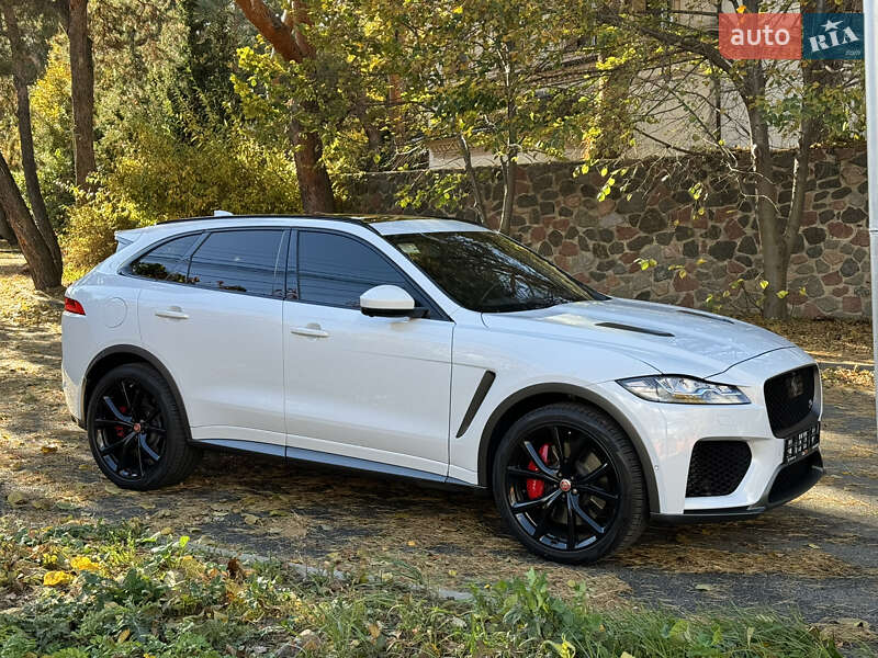 Позашляховик / Кросовер Jaguar F-Pace 2018 в Києві