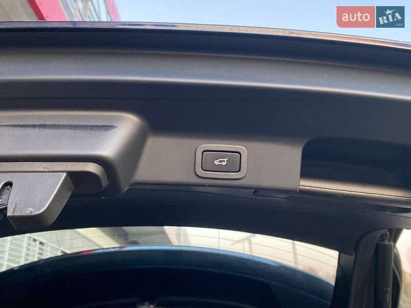 Внедорожник / Кроссовер Jaguar F-Pace 2017 в Одессе
