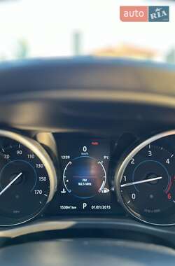Внедорожник / Кроссовер Jaguar F-Pace 2016 в 