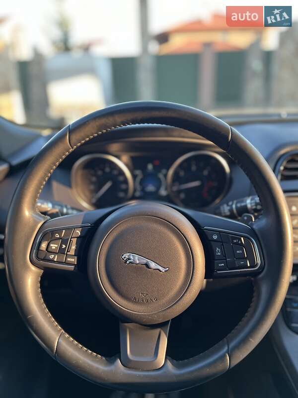 Позашляховик / Кросовер Jaguar F-Pace 2016 в Хмельницькому