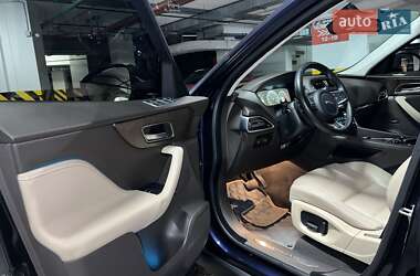 Внедорожник / Кроссовер Jaguar F-Pace 2017 в 