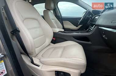 Позашляховик / Кросовер Jaguar F-Pace 2016 в 