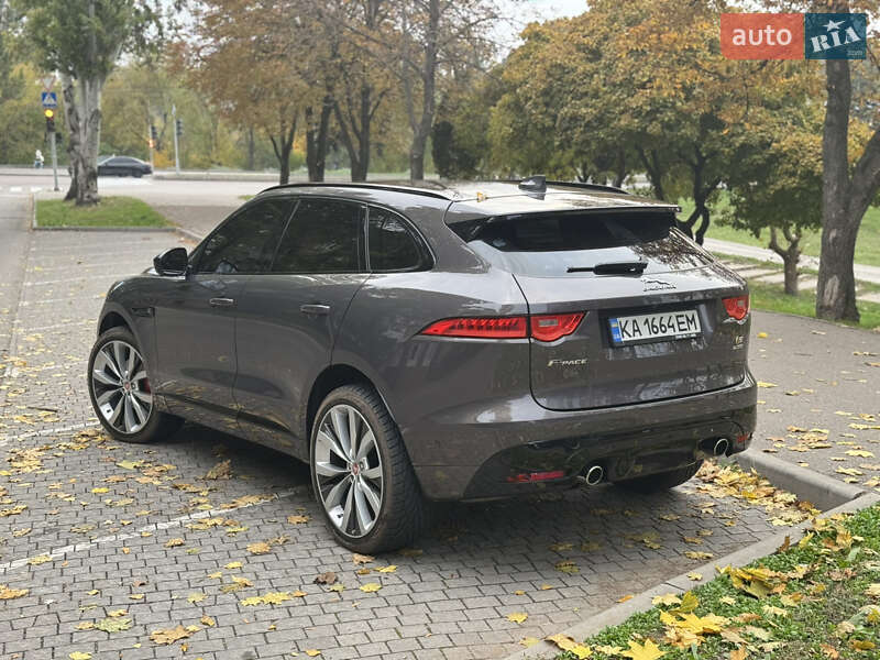 Позашляховик / Кросовер Jaguar F-Pace 2016 в Запоріжжі