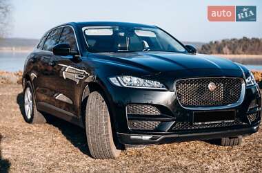 Внедорожник / Кроссовер Jaguar F-Pace 2020 в 