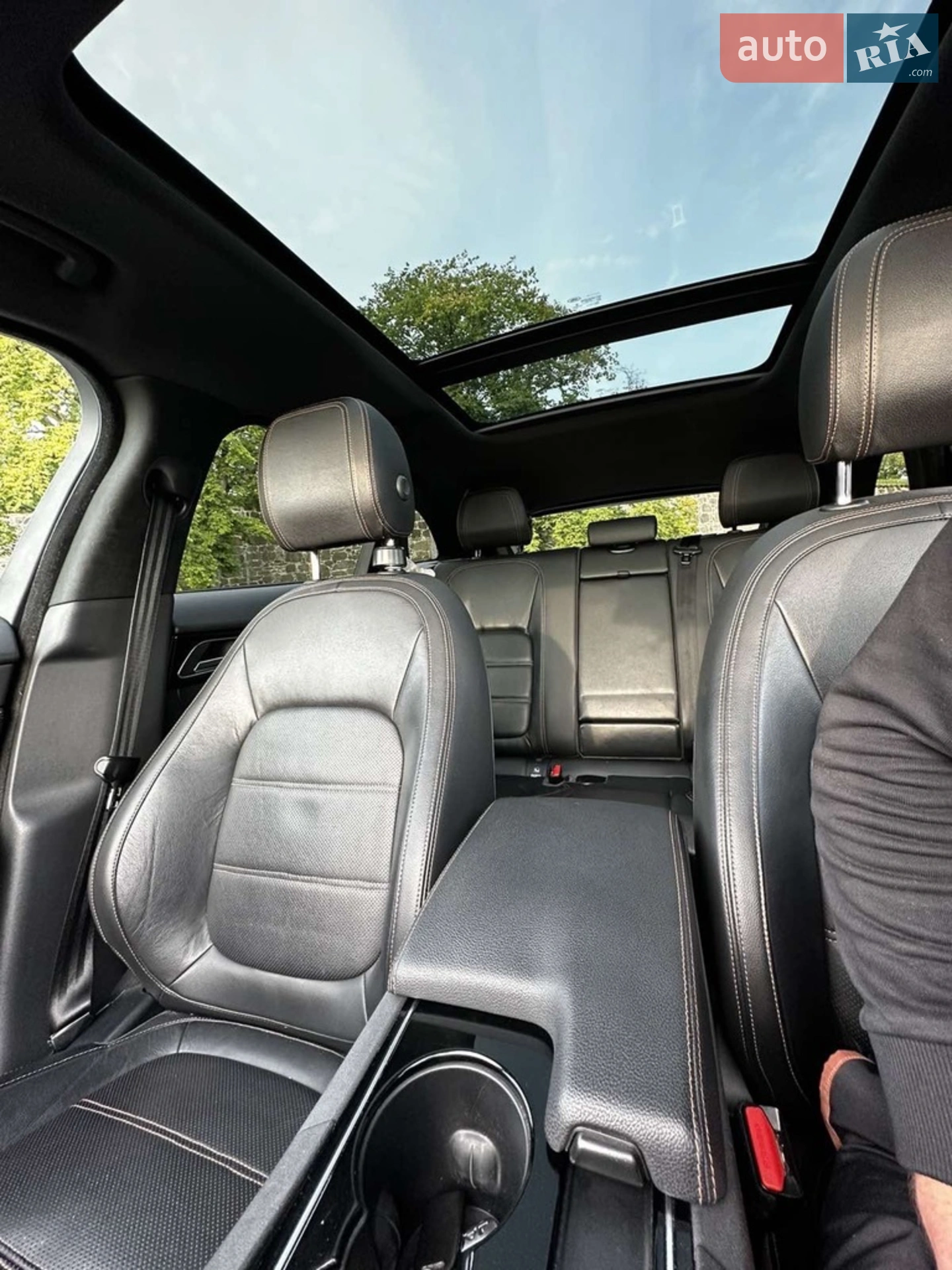2016 Jaguar F-Pace - мініатюра 57