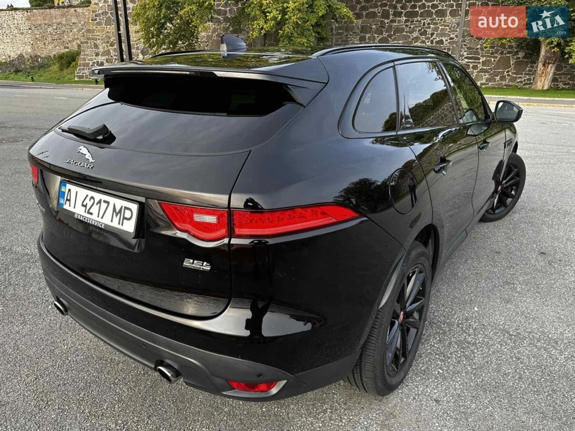 2016 Jaguar F-Pace - мініатюра 23