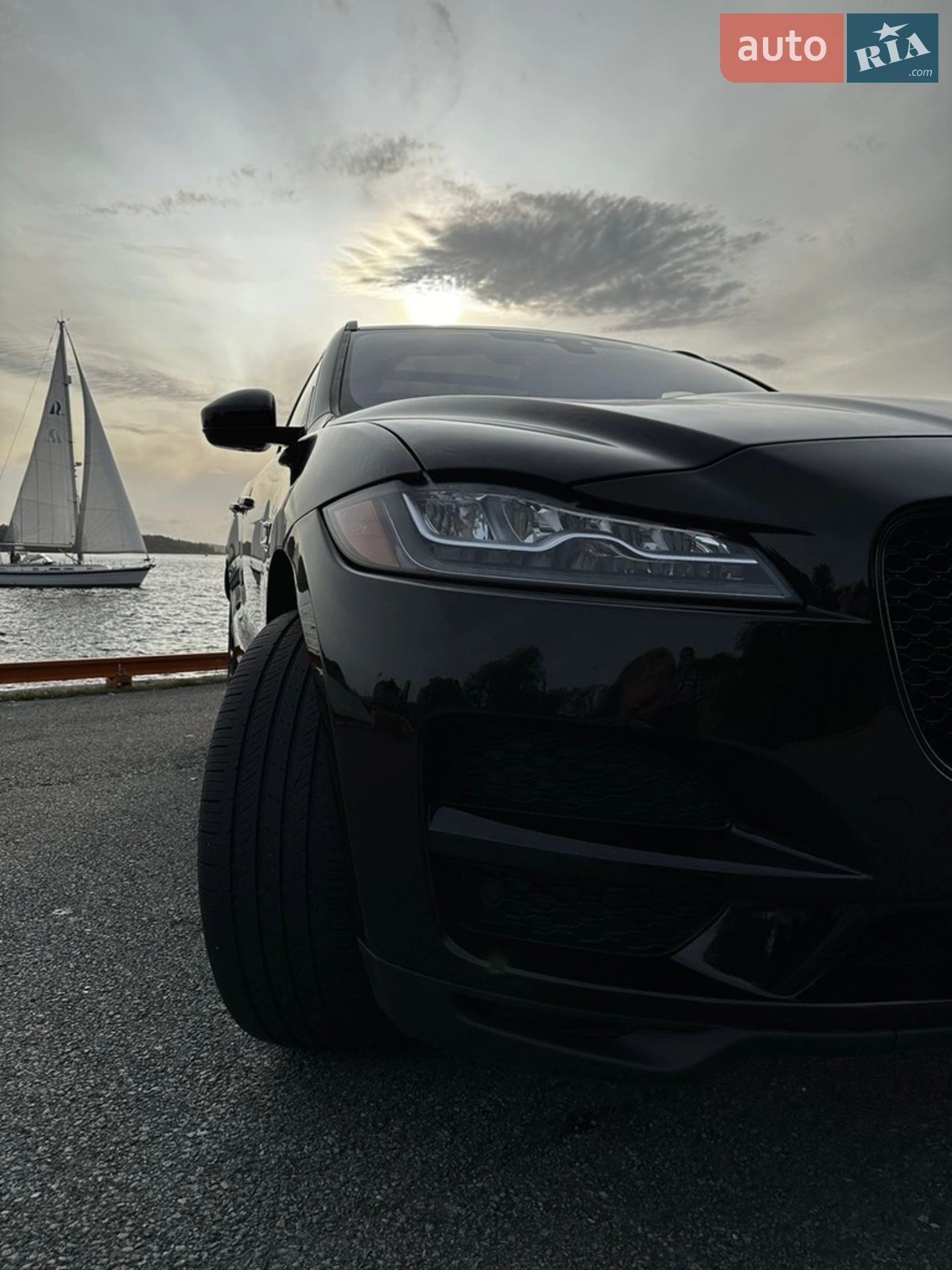 2016 Jaguar F-Pace - мініатюра 15