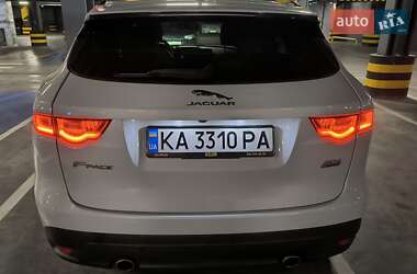 Внедорожник / Кроссовер Jaguar F-Pace 2017 в 