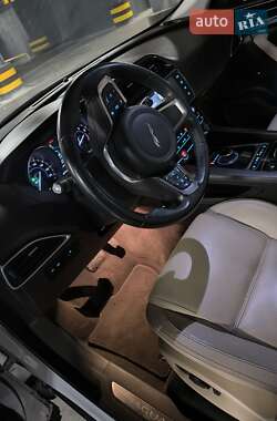 Внедорожник / Кроссовер Jaguar F-Pace 2017 в 