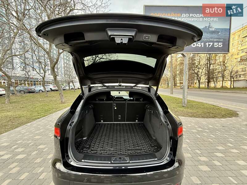 Позашляховик / Кросовер Jaguar F-Pace 2016 в Одесі фото 2 Позашляховик / Кросовер Jaguar F-Pace 2016 в Одесі
