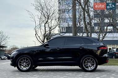 Внедорожник / Кроссовер Jaguar F-Pace 2016 в 