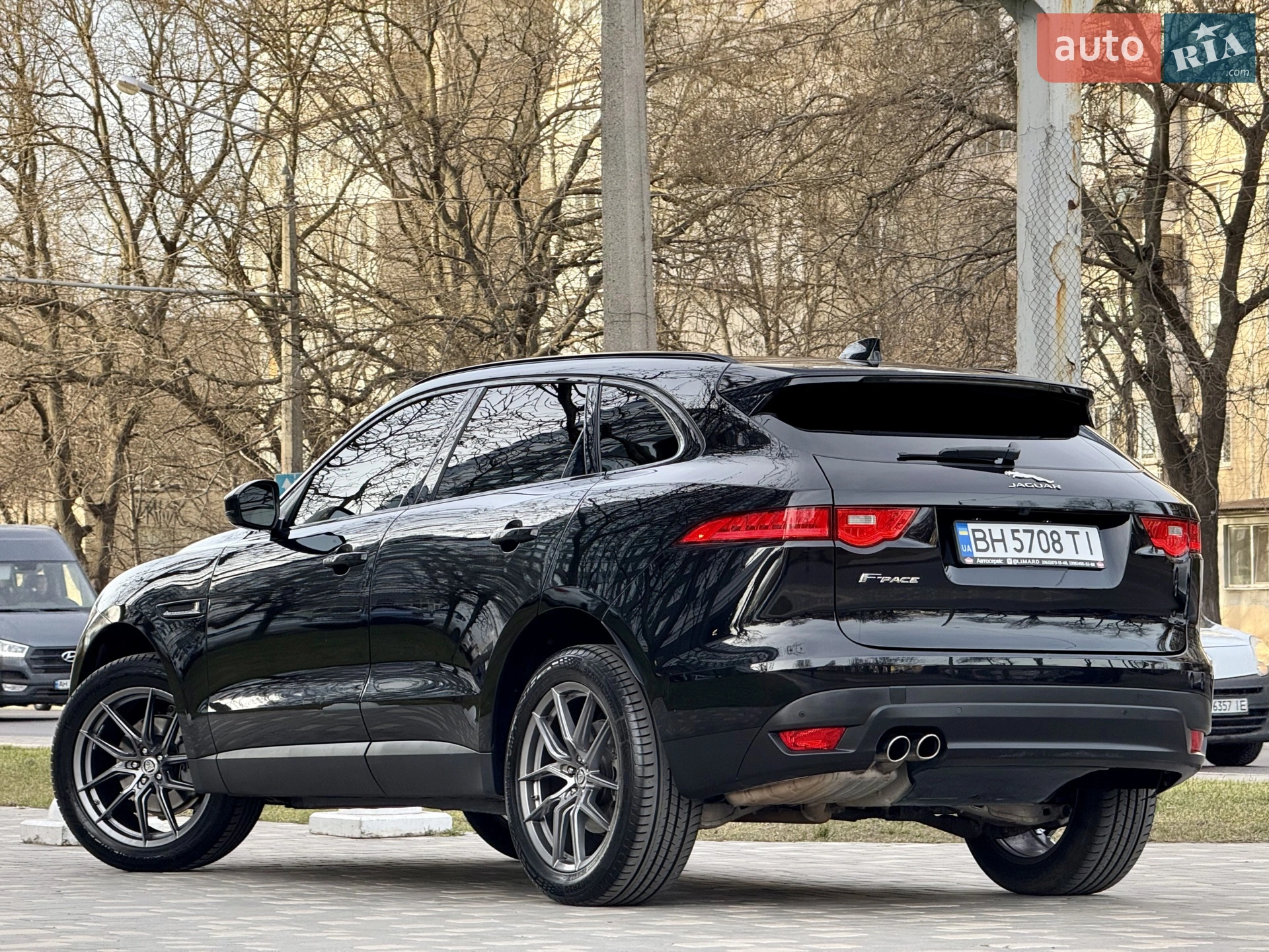 2016 Jaguar F-Pace - мініатюра 34