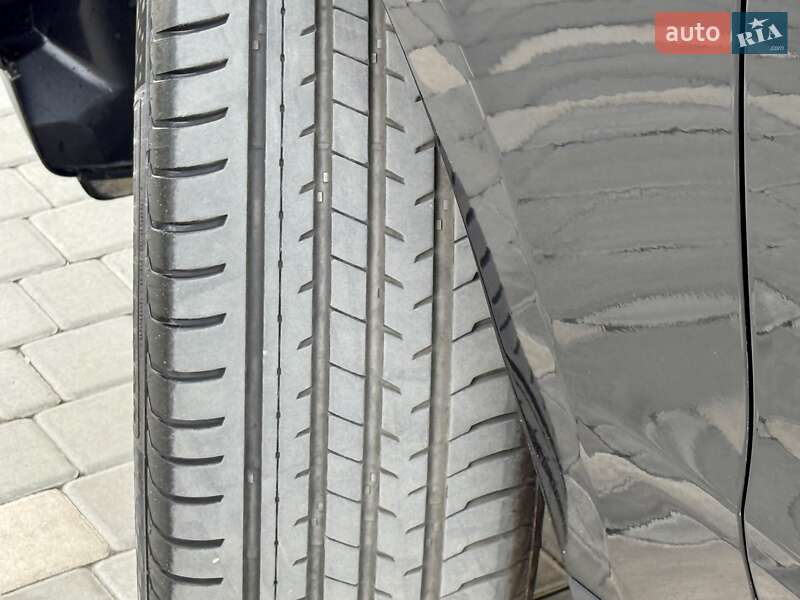 Позашляховик / Кросовер Jaguar F-Pace 2016 в Одесі фото 74 Позашляховик / Кросовер Jaguar F-Pace 2016 в Одесі