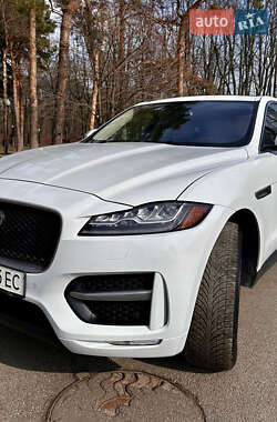 Позашляховик / Кросовер Jaguar F-Pace 2016 в Харкові