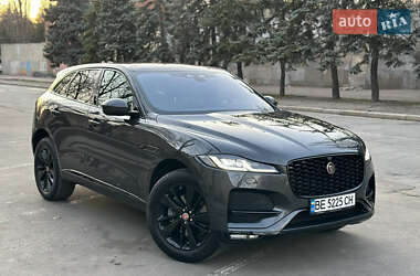 Внедорожник / Кроссовер Jaguar F-Pace 2021 в 