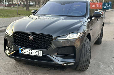 Внедорожник / Кроссовер Jaguar F-Pace 2021 в 