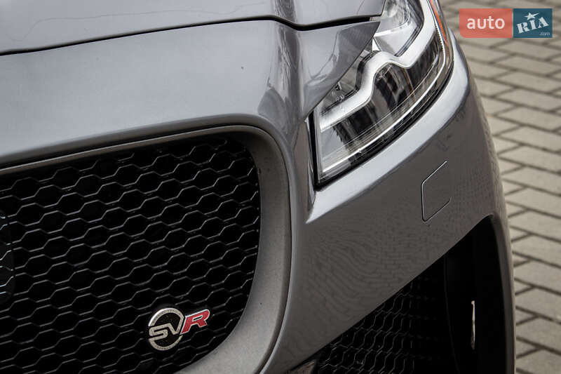 Позашляховик / Кросовер Jaguar F-Pace 2019 в Львові