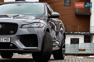 Позашляховик / Кросовер Jaguar F-Pace 2019 в 