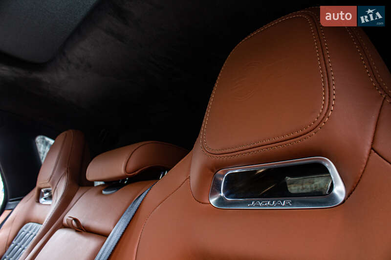 Позашляховик / Кросовер Jaguar F-Pace 2019 в Львові